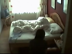 Mom masturbating caught by hidden cam -..